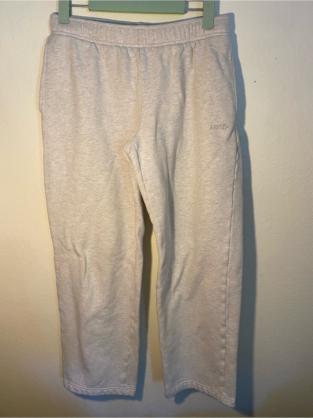 Tna Jogger Pants Womens XS Heathered Gray Boyfriend Fit Sweatfleece Cozy